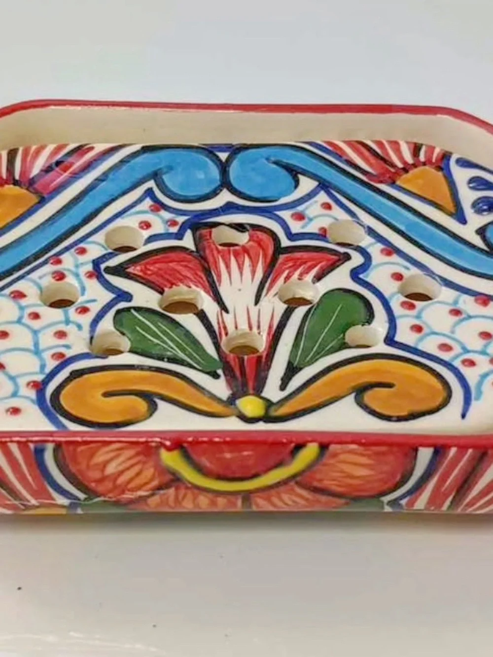 Figure Surtida Hand-Painted Floral Ceramic Tumbler and Soap Dish Set